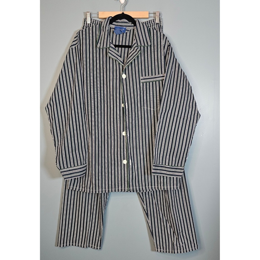 Vintage Towncraft Men's Pajama Set Striped Long Sleeve Button Up Size Medium